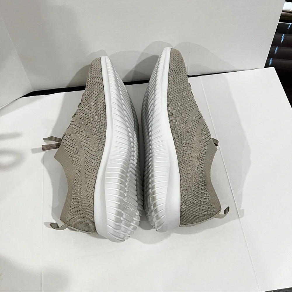 Sketchers Ultra Flex Slip On Light Beige Tan Knit Slip-On Size 10 Lightweight - Picture 8 of 10